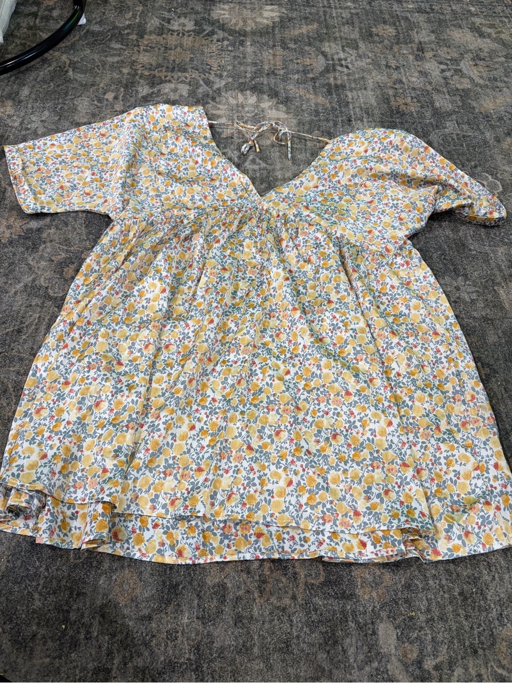 Lulu's Yellow Floral Tie-Back Peasant Dress
